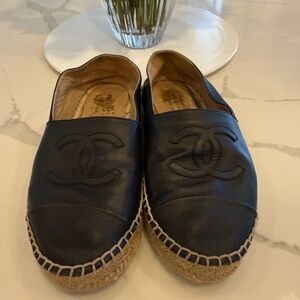 CHANEL Authentic Black Leather Espadrilles with Interlocking CC 38
